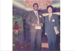 1994年國際會議與外國專家研討食用菌課題-億昌菌業(yè)